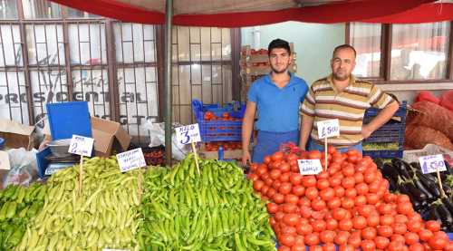 Eskişehir'de ürünler çıktı fiyatlar düştü