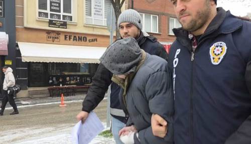 Eskişehir'de üvey babasını bıçaklamıştı: 25 yaşındaki genç tutuklandı!