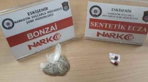 Eskişehir'de uyuşturucu operasyonu: 4 kişi gözaltında