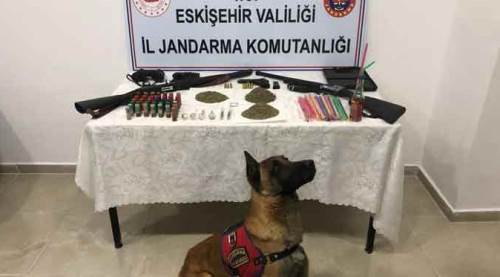 Eskişehir'de uyuşturucu partisi!