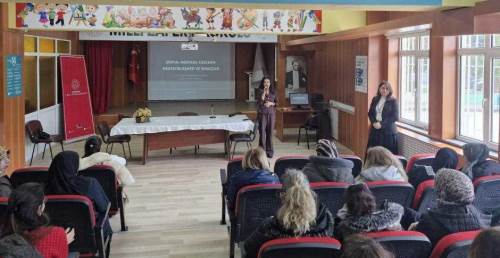 Eskişehir’de velilere bilinçlendirme seminerleri düzenlendi