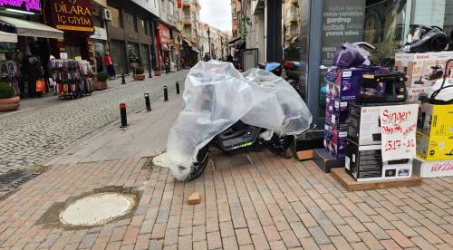 Eskişehir’de yağış esnafı hazırlıksız yakalamadı