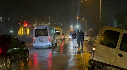 Eskişehir’de yağışlı havada kazalar peş peşe geldi: Aynı caddede 4 kez...