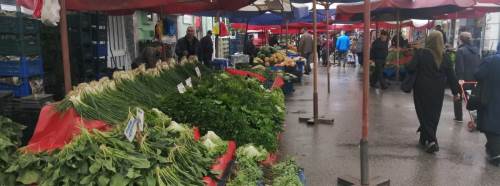 Eskişehir'de yağmur pazarı da vurdu!