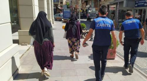 Eskişehir'de yakalanan dilencilerden bakın kaç lira çıktı...