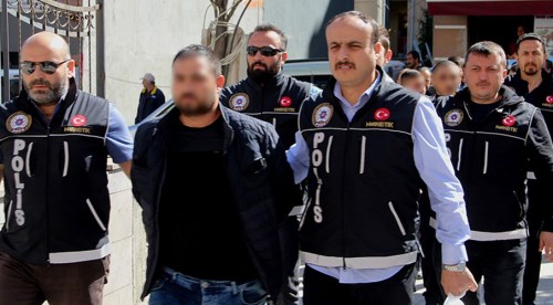 Eskişehir'de yakalanan şüpheliler adliyeye getirildi