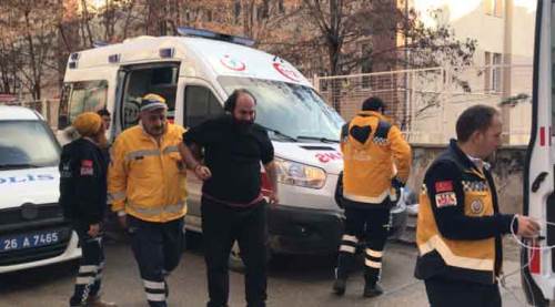 Eskişehir’de yangın: 7 kişi dumandan etkilendi
