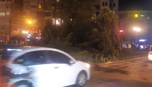 Eskişehir'de yangın korkusu! Ateşe verenler aranıyor...