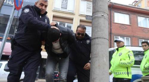 Eskişehir'de yarışırken 3 kişiyi öldüren sürücü adliyede!