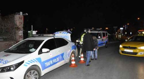 Eskişehir'de yasak dinlemeyen 35 kişi...
