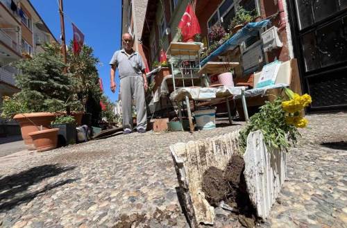 Eskişehir'de yaşlı adamı şok eden olay: Buraya kim saldırdı?