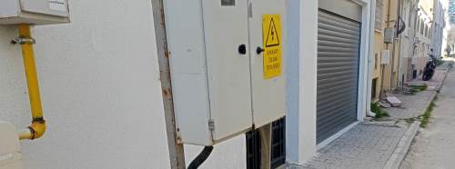 Eskişehir'de yaya güvenliğini riske atan pano!