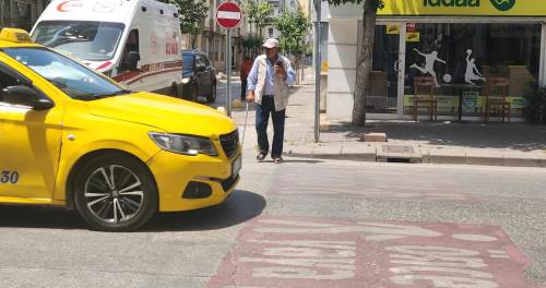 Eskişehir'de yaya yolunda büyük saygısızlık!