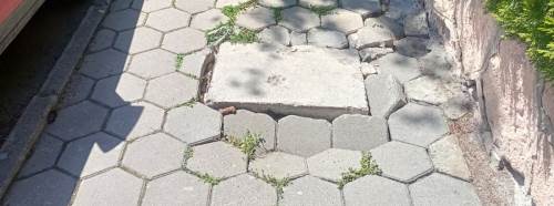 Eskişehir'de yayalar tehlikede: Kaldırımlar onarım bekliyor!