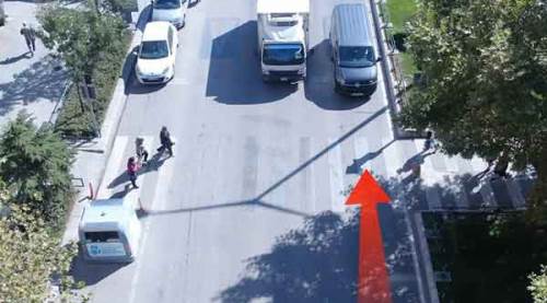Eskişehir'de yayaya yol vermeyen sürücüler drone ile belirlendi