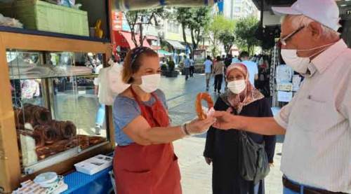 Eskişehir'de yaz-kış demeden simit satıyor çünkü...