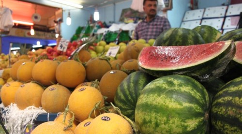 Eskişehir'de yaz meyveleri tezgahta
