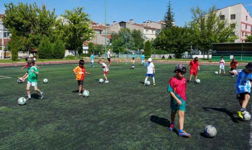 Eskişehir’de yaz spor okulları için kayıtlar başlıyor