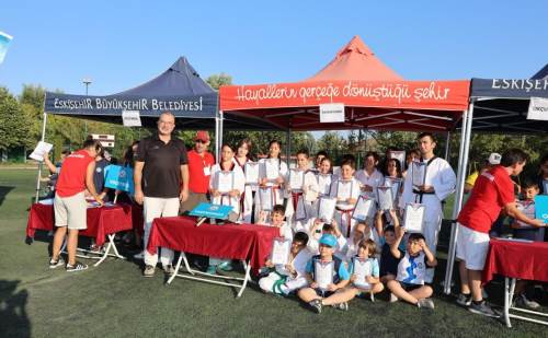 Eskişehir'de yaz spor okullarına muhteşem veda