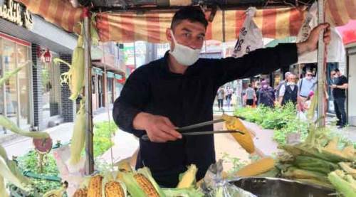 Eskişehir'de yazın müjdecisi tezgahlarda, ancak fiyatı...