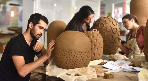 Eskişehir'de yeni sanat eserleri şekilleniyor