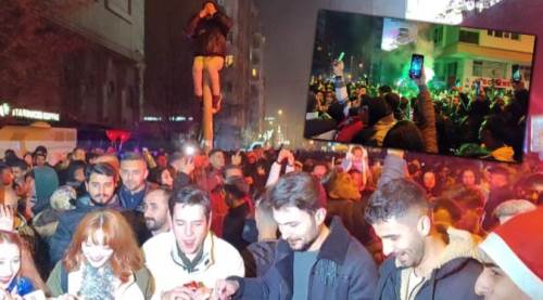 Eskişehir'de yeni yıl böyle karşılandı: 2024'e merhaba!