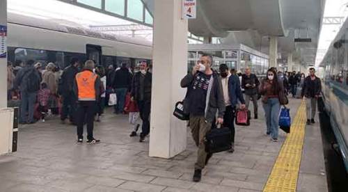 Eskişehir'de YHT yoğunluğu
