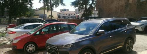 Eskişehir'de yıkılan alan hemen otoparka çevrildi