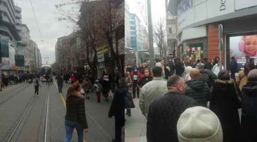 Eskişehir'de yılbaşına saatler kala alışveriş yoğunluğu