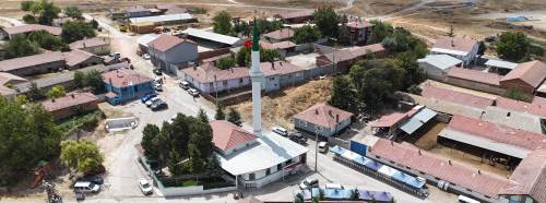 Eskişehir’de yıldırımın yıktığı cami imece usulüyle yeniden ayağa kaldırıldı