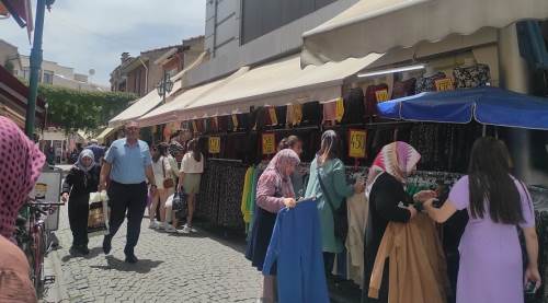 Eskişehir'de yoğun bayram kıyafeti alışverişi