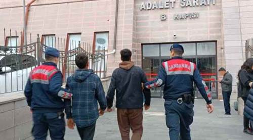 Eskişehir'de yol kontrolü yapılırken yakalandılar  