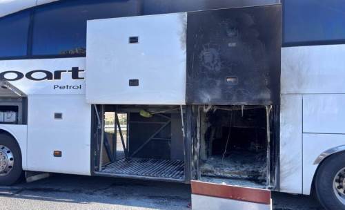 Eskişehir’de yolcu otobüsünün bagajı alev aldı: 27 yolcu tahliye edildi