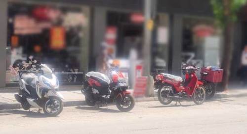 Eskişehir'de yollar ve kaldırımlar tezgaha döndü