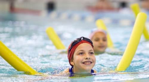 Eskişehir’de Yüzme Kursları 2025: Çocuk, Yetişkin, Bayanlara Özel ve Özel Ders Seçenekleri, Güncel Ücretler ve Kayıt İpuçları
