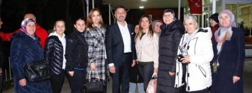 Eskişehir’de Yüzügüllü’ye sevgi gösterisi