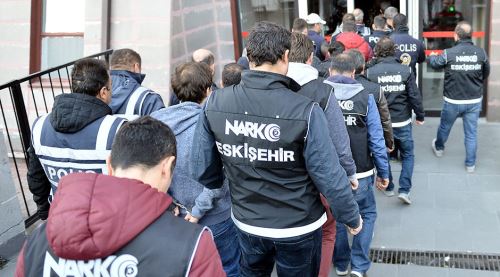 Eskişehir'de zehir taciri 9 kişi tutuklandı