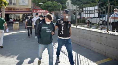 Eskişehir'de zehir tacirlerine operasyon
