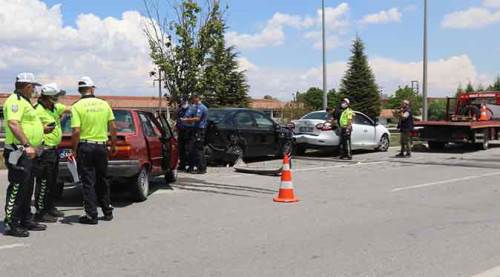 Eskişehir'de zincirleme kaza: 7 yaralı