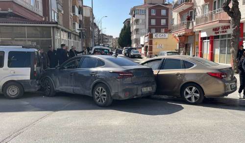 Eskişehir'de zincirleme kaza