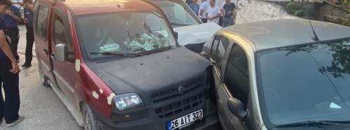 Eskişehir'de zincirleme trafik kazası: 3 yaralı