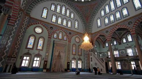 Eskişehir'deki belediye 103 camiyi onlardan temizledi!