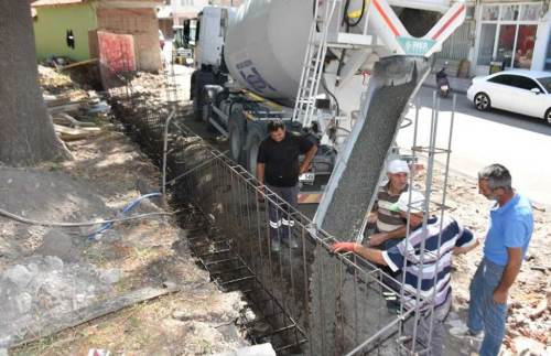 Eskişehir'deki belediye o okul için kolları sıvadı: Yıkılma tehlikesi vardı...