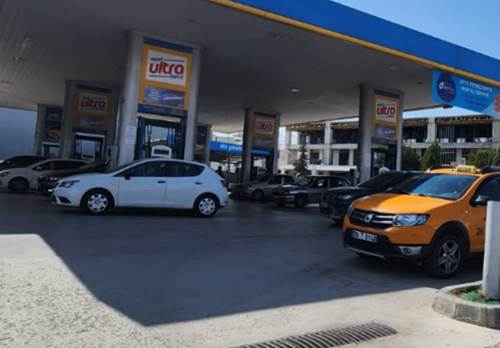 Eskişehir'deki benzin istasyonlarında bayram yoğunluğu