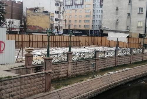 Eskişehir'deki boş arsa böyle talan edildi