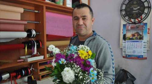 Eskişehir'deki çiçekçiler 2 özel gün birleşince kara kara düşünüyor