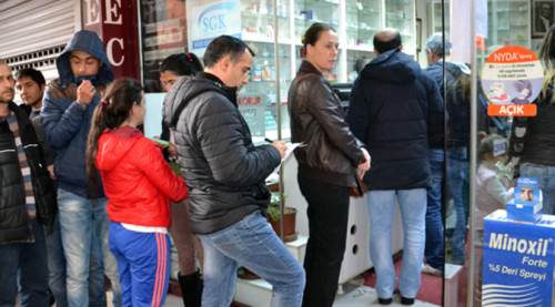 Eskişehir'deki eczanelerin yeni sorunu: Vatandaş kapısında bekliyor !