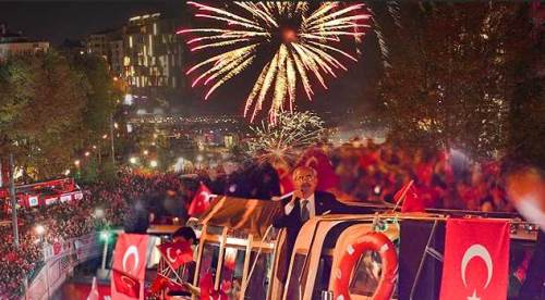 Eskişehir'deki fener alayı 100. yıla damga vurdu!