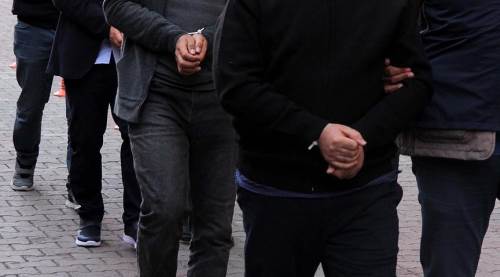 Eskişehir'deki FETÖ operasyonunda gözaltılar var!