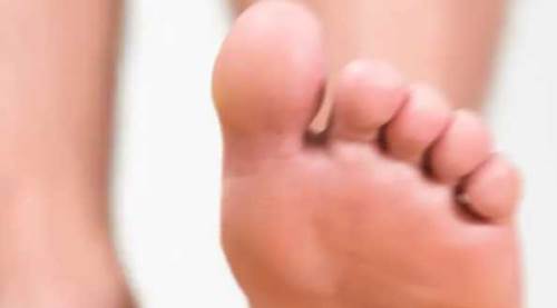 Eskişehir'deki görüntü sosyal medyada tepki gördü: Ayağını çıkarıp...